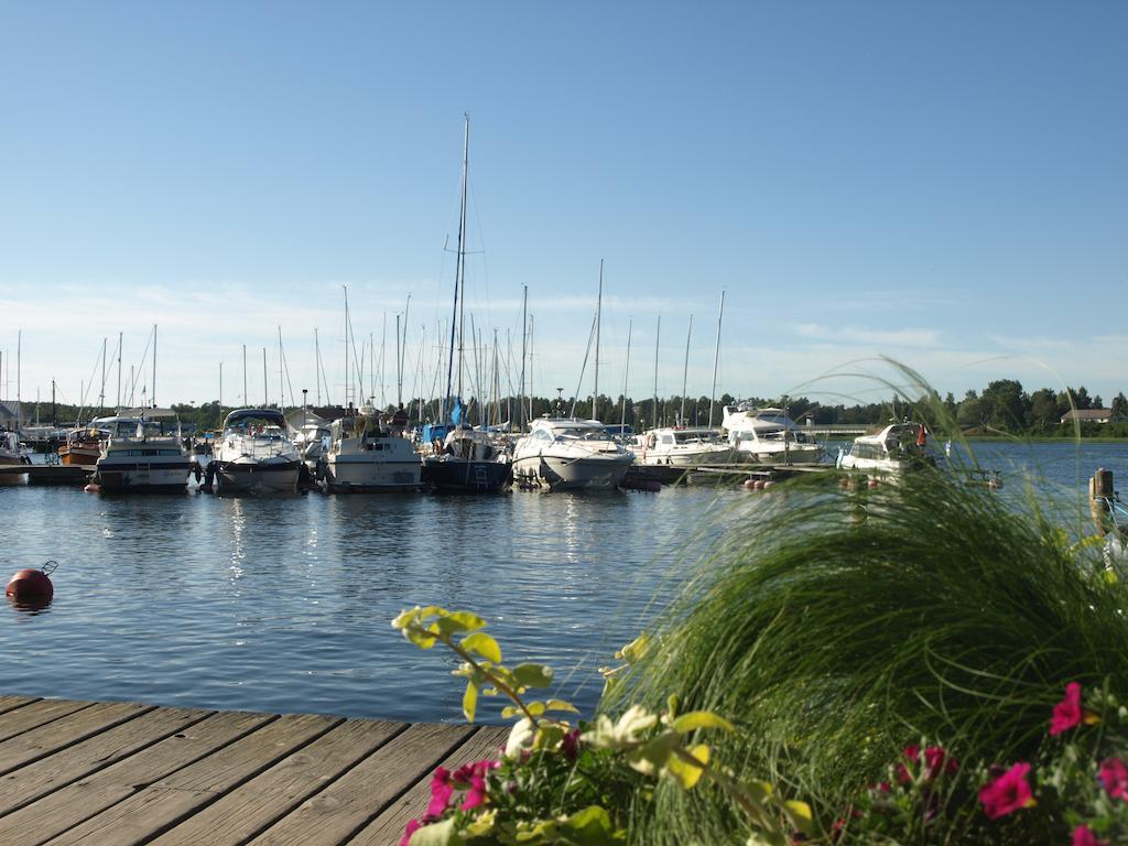 Tammisaaren Kaupunginhotelli Raseborg Exterior foto